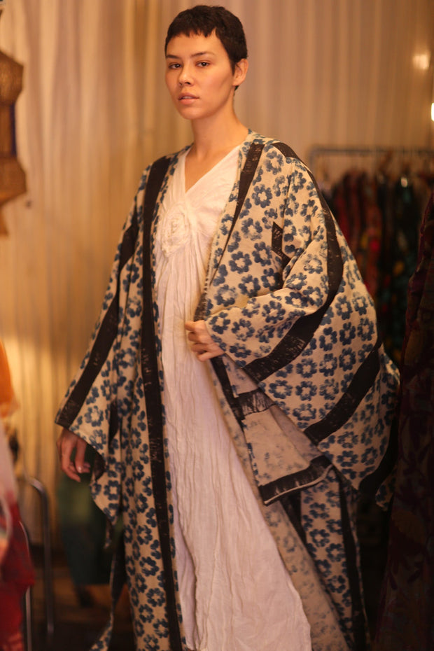 HAND LOOM COTTON KIMONO PINA DAI - sustainably made MOMO NEW YORK sustainable clothing, kimono slow fashion