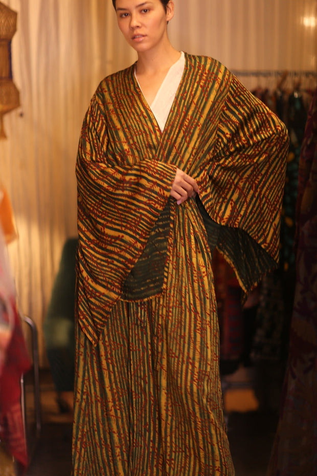 SILK WING KIMONO PINA ANANDA - sustainably made MOMO NEW YORK sustainable clothing, kimono slow fashion